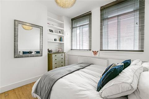 2 bedroom apartment for sale, Upper Richmond Road, London, SW15
