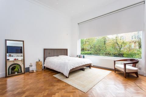 2 bedroom apartment to rent, Belsize Park Gardens, London, NW3