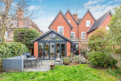 43a Waldegrave Park, Twickenham, TW1 4TJ