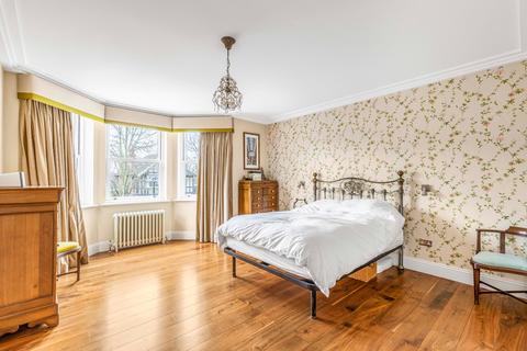 43a Waldegrave Park, Twickenham, TW1 4TJ