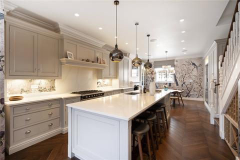 6 Lamont Road, London, SW10 0HL