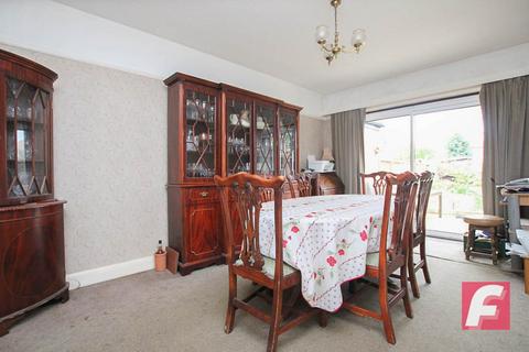 3 bedroom semi-detached house for sale, Girton Way, Croxley Green, Rickmansworth