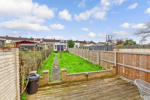 2 bedroom terraced house for sale, Rochester Road, Gravesend, Kent