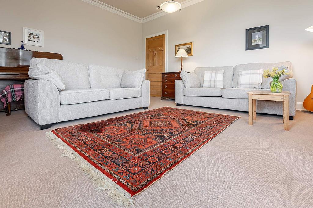 Sitting Room/Bedroom 3