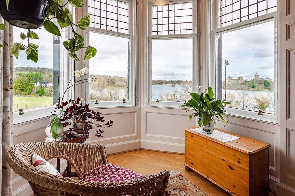 Bay Window