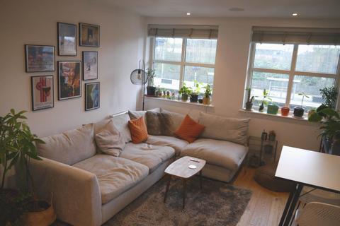 2 bedroom flat to rent - Great North Road, Hatfield
