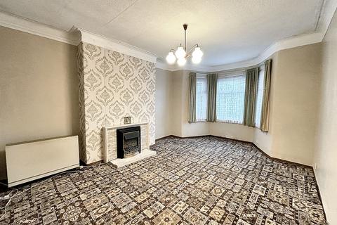 3 bedroom semi-detached house for sale - Worsley, Manchester M28