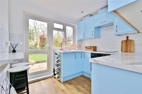 2 bedroom bungalow for sale, Caradon Close, Woking, Surrey, GU21