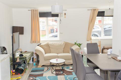 2 bedroom flat for sale, Kepwick road, Hamilton, Leicester, LE5