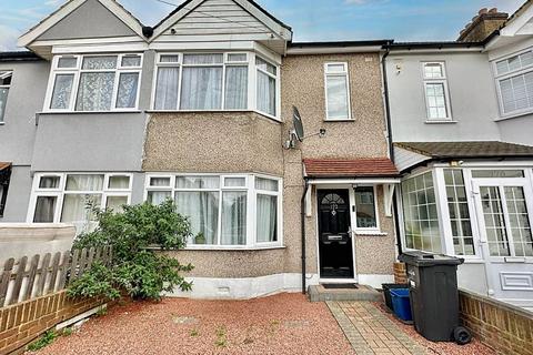 3 bedroom terraced house for sale, Trelawney Road, Ilford IG6