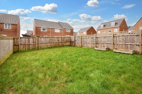 3 bedroom semi-detached house for sale, Milton Road, Wakefield, West Yorkshire