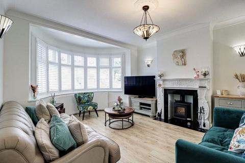 4 bedroom terraced house for sale, Firs Park Avenue, Winchmore Hill, London, N21