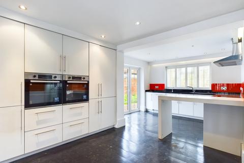 4 bedroom detached house for sale, Stokenchurch, High Wycombe HP14