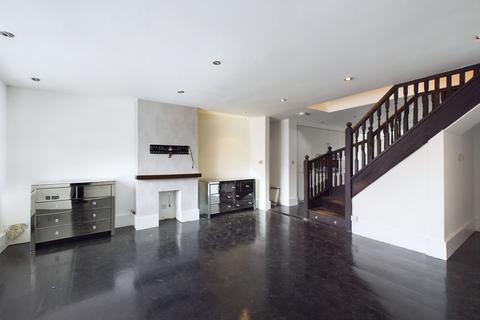 4 bedroom detached house for sale, Stokenchurch, High Wycombe HP14
