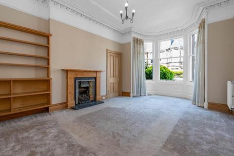 5 bedroom terraced house to rent, Braidburn Crescent, Comiston, Edinburgh, EH10