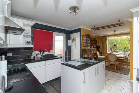 3 bedroom detached bungalow for sale, Kingsgate Avenue, Broadstairs, CT10