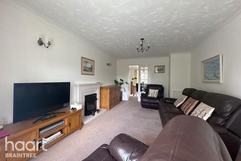 2 Brewster Close, Halstead, CO9 1PW