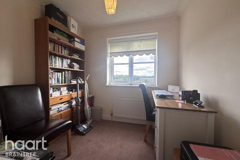 2 Brewster Close, Halstead, CO9 1PW