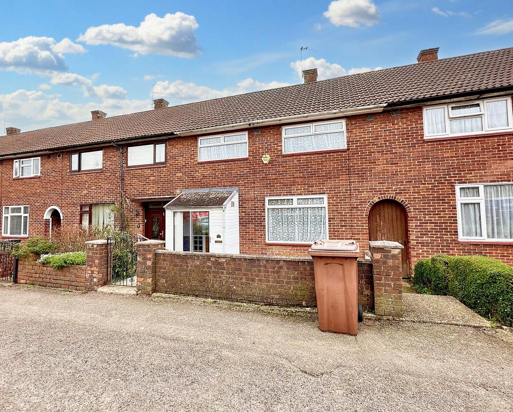 Nicoll Way, Borehamwood, WD6 3 bed terraced house for sale £450,000