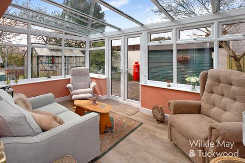 96 Bath Road, Knowle, Bridgwater, TA7 8PJ