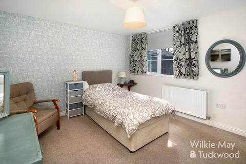 96 Bath Road, Knowle, Bridgwater, TA7 8PJ