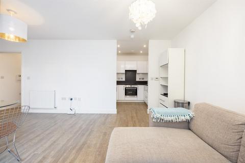 1 bedroom flat to rent, Parkside Court, E16