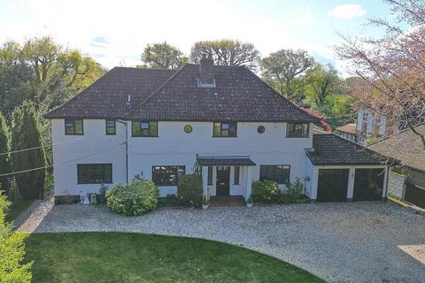 22 Coxheath Road, Church Crookham, Fleet, GU52 6QJ