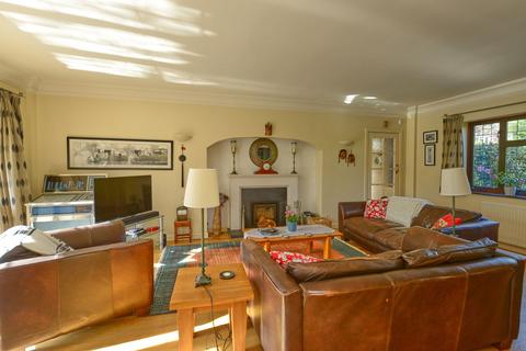 22 Coxheath Road, Church Crookham, Fleet, GU52 6QJ