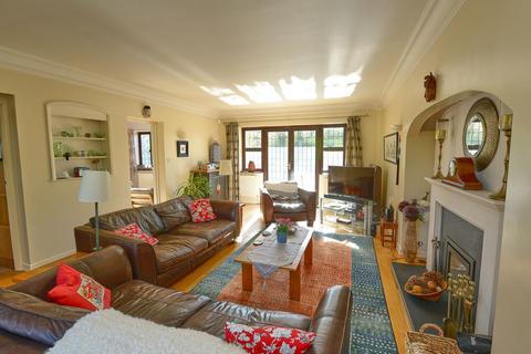 22 Coxheath Road, Church Crookham, Fleet, GU52 6QJ
