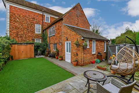 2 bedroom semi-detached house for sale, Beacon Oak Road, Tenterden, Kent