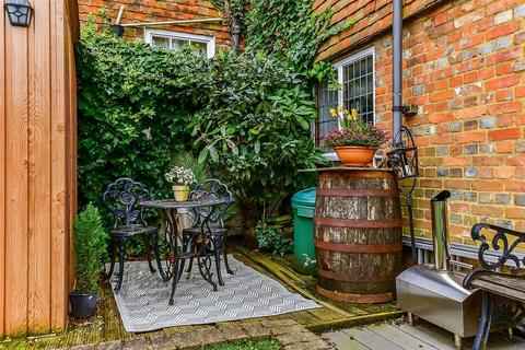 2 bedroom semi-detached house for sale, Beacon Oak Road, Tenterden, Kent