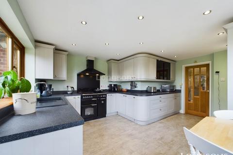 4 bedroom end of terrace house for sale, North Pickenham Road, Swaffham
