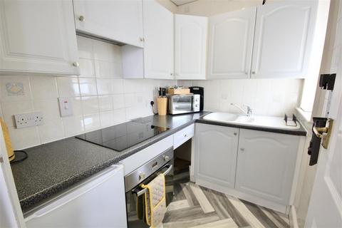 1 bedroom apartment for sale, Owls Road, Boscombe Spa, Bournemouth