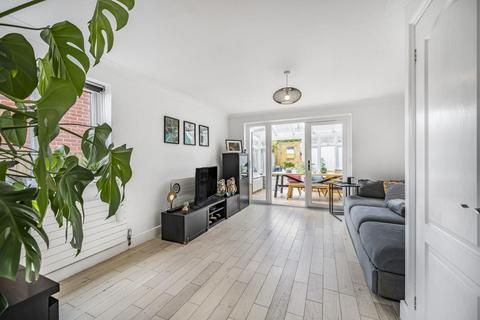 3 bedroom semi-detached house for sale, Cuthbert Gardens, South Norwood