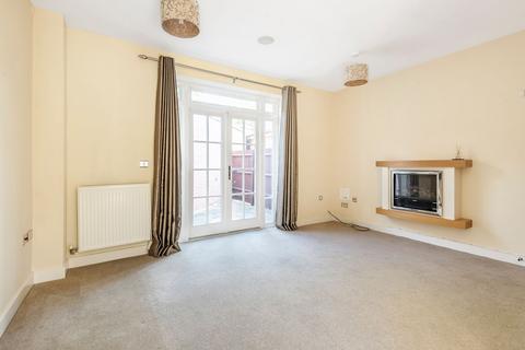 2 bedroom end of terrace house for sale, Malmesbury Gardens, Winchester, SO22