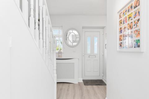 94a Beaconsfield Road, Epsom, KT18 6HS