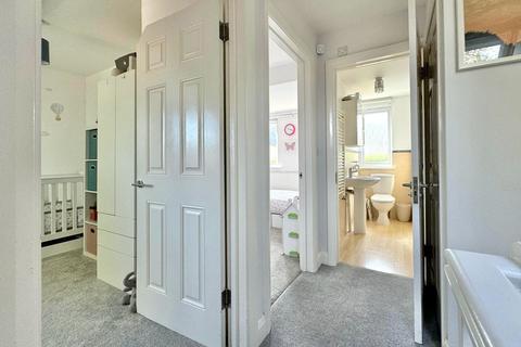 94a Beaconsfield Road, Epsom, KT18 6HS