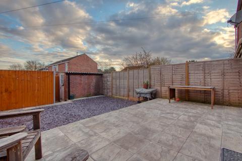 81 Dowell Close, Taunton, TA2 6AU