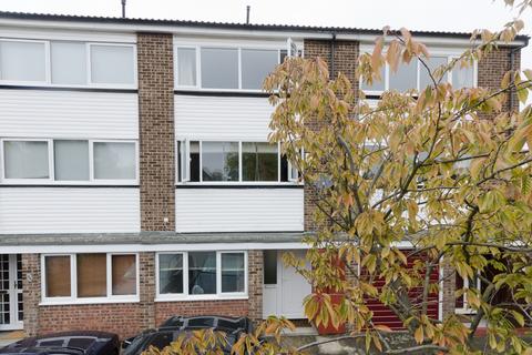 4 bedroom townhouse to rent, Dunoon Road Forest Hill SE23