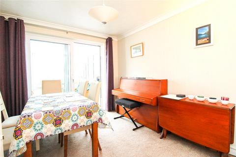 12 Thorne Road, Swindon, SN3 6DL