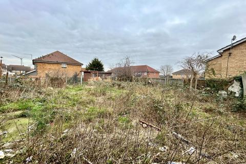 52 Jenningtree Road, Erith, DA8 2JR