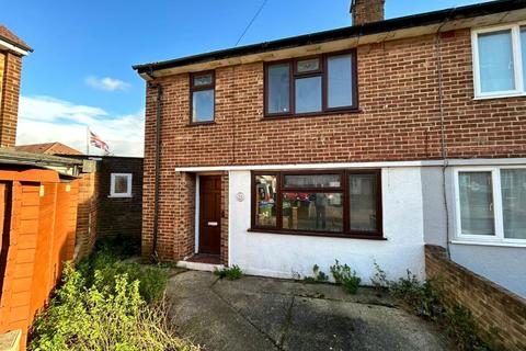 52 Jenningtree Road, Erith, DA8 2JR