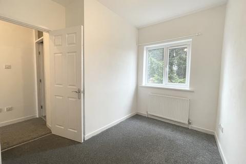 2 bedroom terraced house to rent, Moorside Street, Droylsden, Manchester, M43