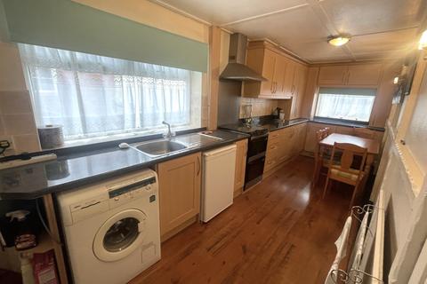 3 bedroom semi-detached house for sale, A Stamford Road, Audenshaw