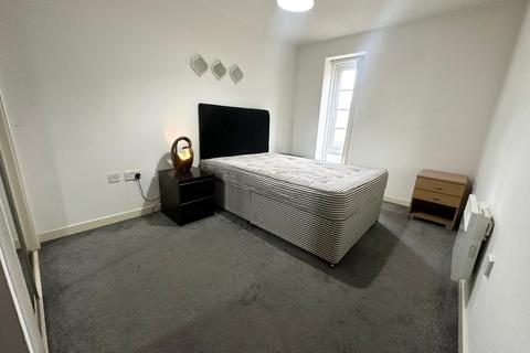 2 bedroom apartment to rent, Westside Two, Suffolk Street Queensway , B1