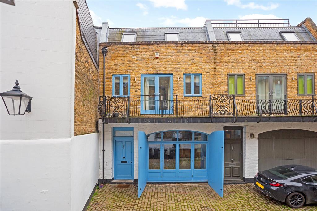 Devonport Mews, London, W12 2 bed mews for sale £1,275,000