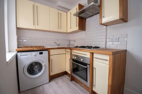 2 bedroom terraced house for sale, Beatrice Road, Newfoundpool