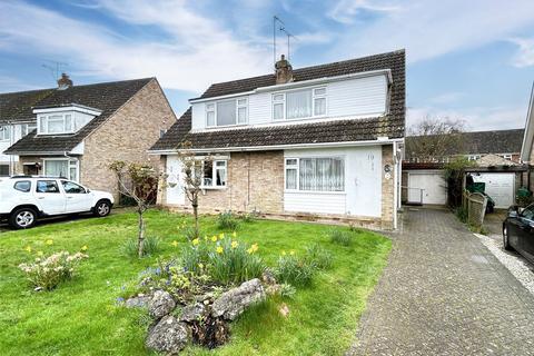 3 bedroom semi-detached house for sale, Quentin Road, Woodley, Reading, Berkshire, RG5
