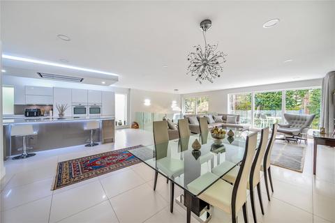 13 Lakeside Road, Poole, BH13 6LS