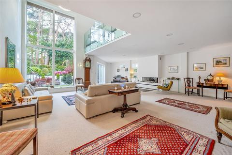 13 Lakeside Road, Poole, BH13 6LS